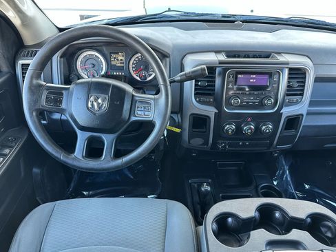 Used 2014 RAM 2500 Tradesman w/ Chrome Appearance Group AWD/4WD image 17