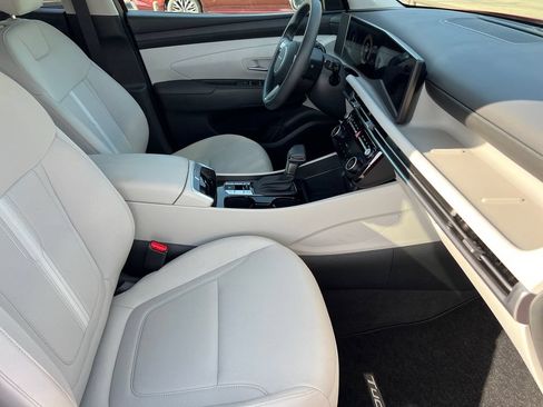 Certified 2026 Hyundai Tucson SEL Plus FWD image 7