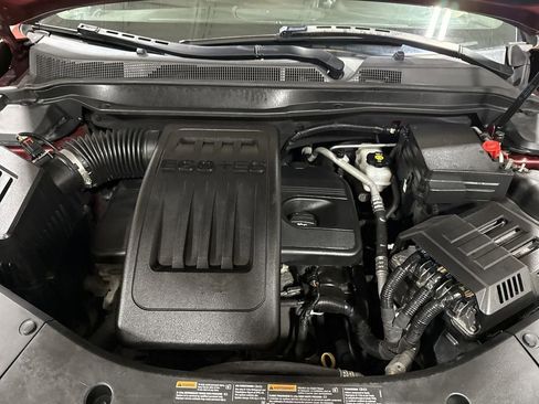 Used 2016 Chevrolet Equinox LTZ w/ Enhanced Convenience Package FWD image 25