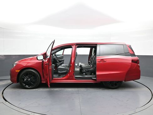 Certified 2025 Honda Odyssey Sport-L image 45