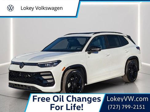 New 2026 Volkswagen Tiguan SE R-Line FWD image 1