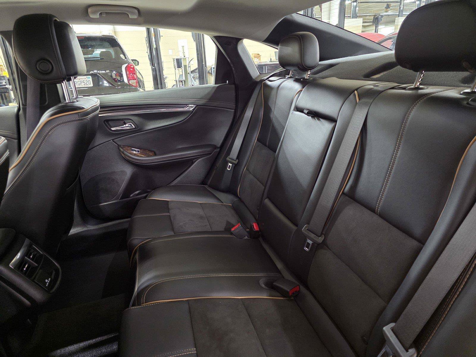 Used 2014 Chevrolet Impala LT FWD image 11