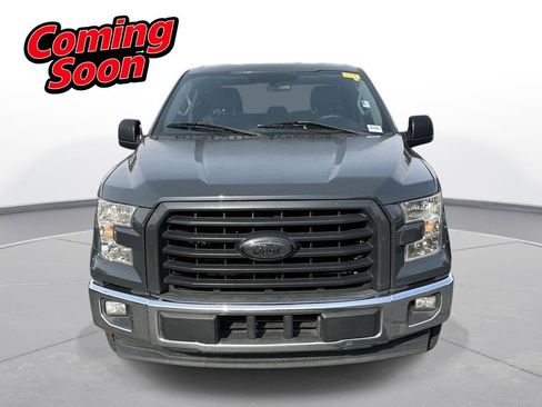 Used 2017 Ford F150 XLT image 3