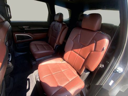 Certified 2024 Kia Telluride EX w/ EX Captain's Chair Package AWD/4WD image 19