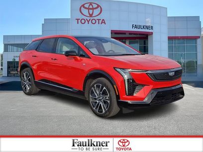 Used 2025 Cadillac Optiq Sport 2