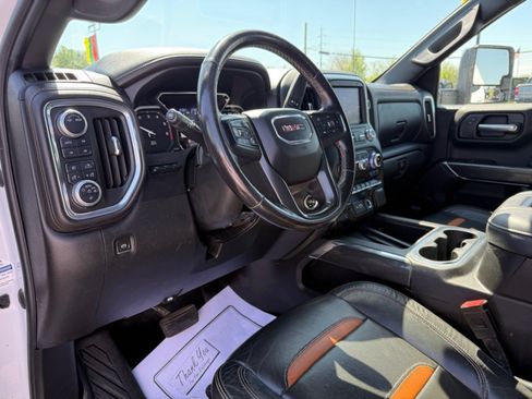 Used 2020 GMC Sierra 1500 AT4 w/ AT4 Premium Package AWD/4WD image 15