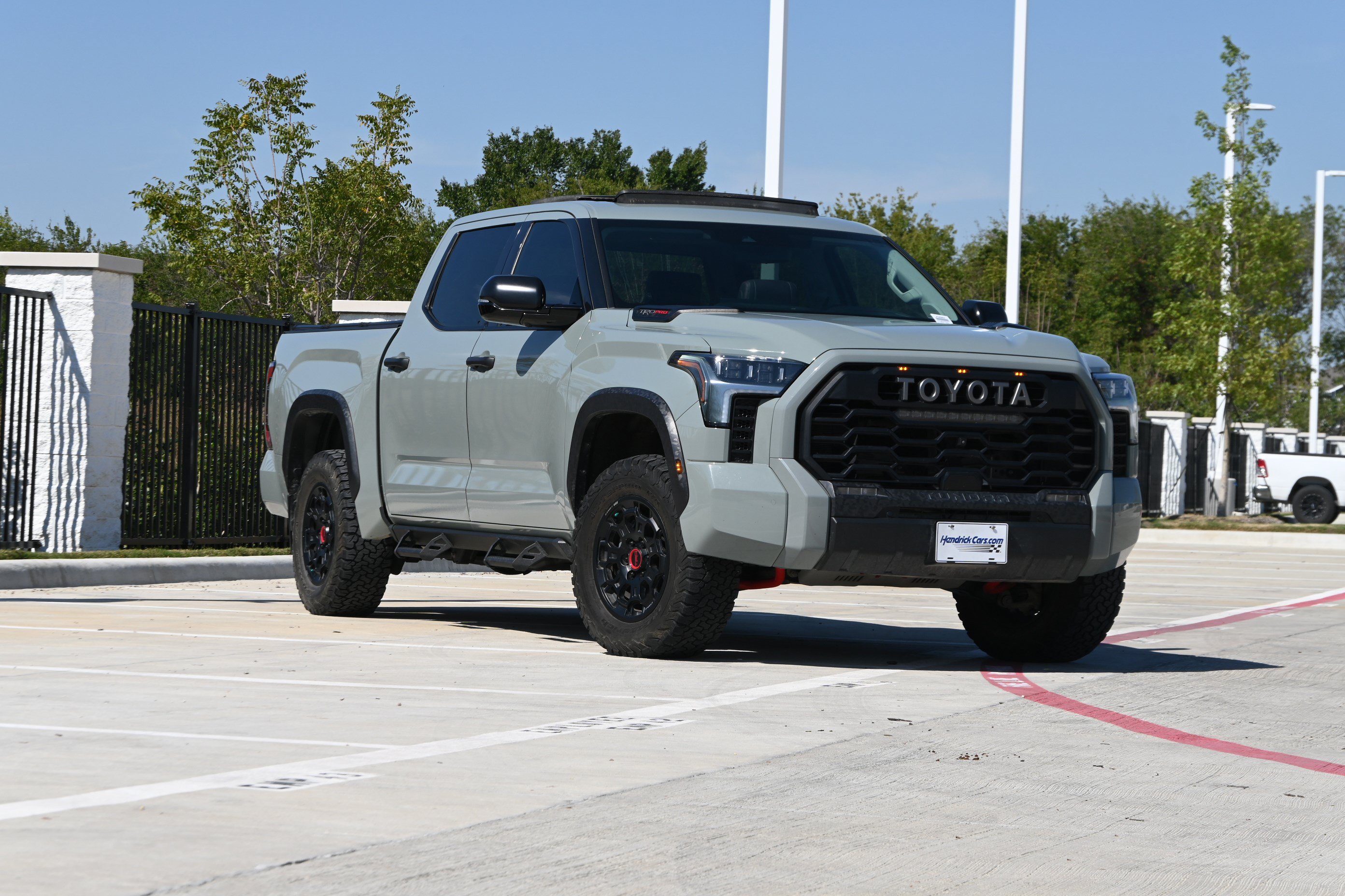 Used 2022 Toyota Tundra TRD Pro AWD/4WD image 2