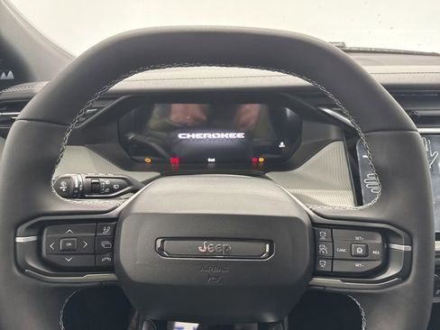 New 2026 Jeep Cherokee Laredo AWD/4WD image 25