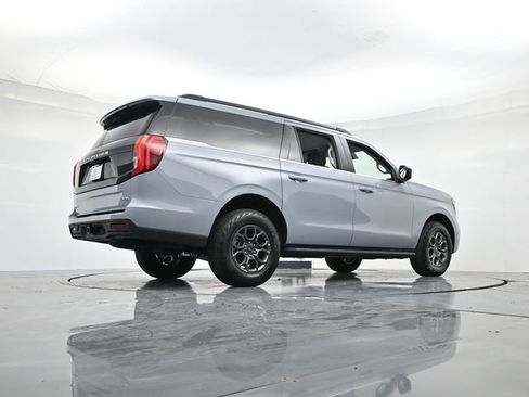 New 2025 Ford Expedition Max Active image 32