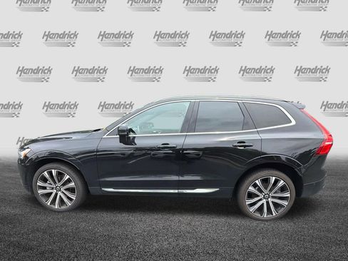Used 2023 Volvo XC60 B5 Ultimate w/ Climate Package FWD image 11