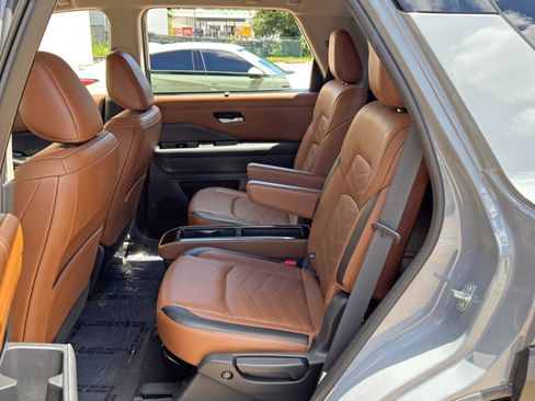 Used 2022 Nissan Pathfinder Platinum w/ Cargo Package FWD image 42