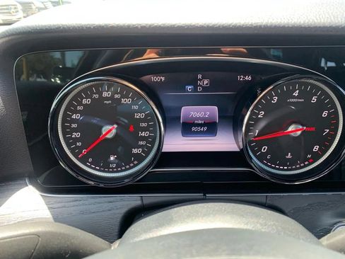 Used 2017 Mercedes-Benz E 300 image 19