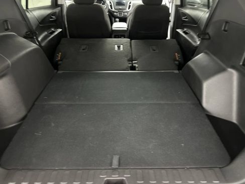 Used 2024 Chevrolet Equinox LT AWD/4WD image 24