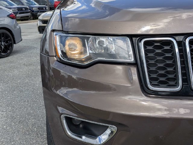 Used 2018 Jeep Grand Cherokee Laredo RWD image 9