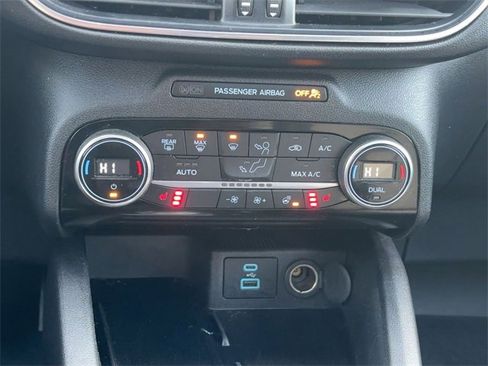 Used 2021 Ford Escape Titanium w/ Titanium Elite Package image 24