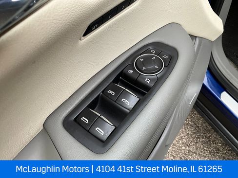 Certified 2023 Cadillac XT6 Premium Luxury image 12