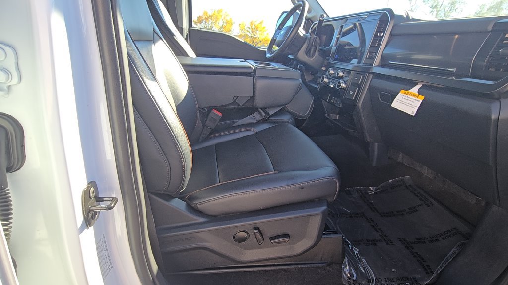 Used 2026 Ford F450 Lariat w/ FX4 Off-Road Package AWD/4WD image 29