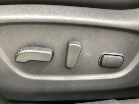 Used 2022 Nissan Rogue Sport SL image 14