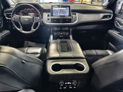 Used 2021 Chevrolet Tahoe RST w/ Luxury Package image 27