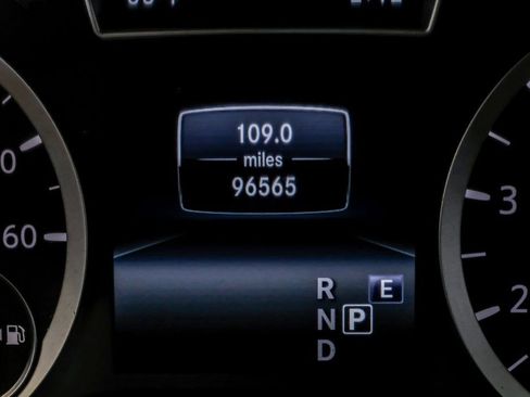 Used 2019 INFINITI QX30 Sport w/ Leather Package image 23