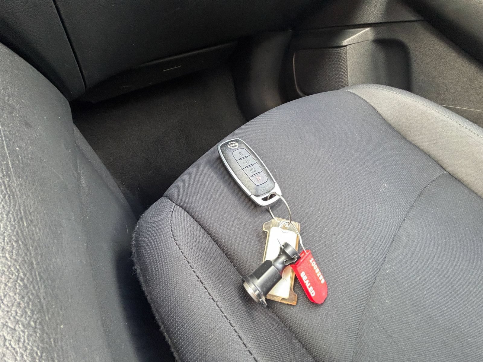 Used 2025 Nissan Sentra S FWD image 22