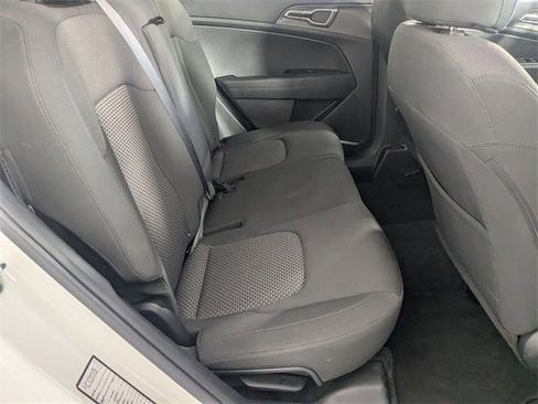 Used 2023 Kia Sportage LX image 26