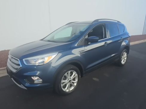Used 2018 Ford Escape SE AWD/4WD image 1