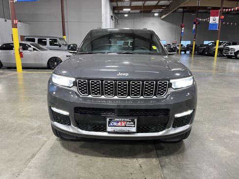 New 2025 Jeep Grand Cherokee L Summit w/ Luxury Tech Group V AWD/4WD image 8