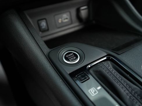Used 2025 Nissan Sentra S w/ Lighting Package FWD image 27