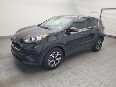 Used 2020 Kia Sportage LX w/ LX Popular Package FWD image 2