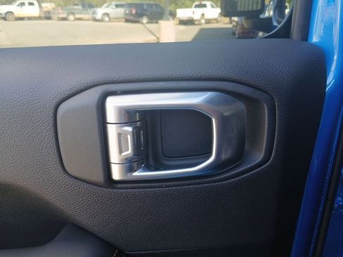 New 2026 Jeep Wrangler Sahara image 30