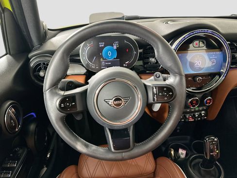 Used 2023 MINI Cooper S image 28