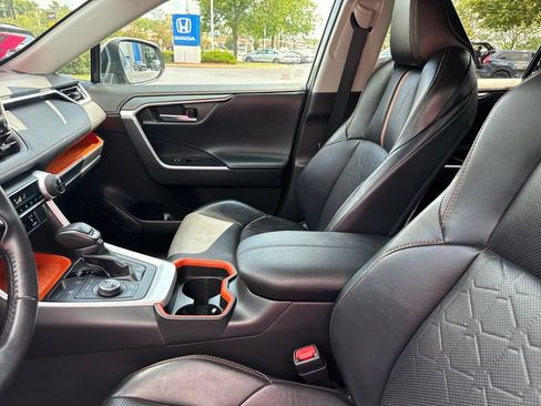 Used 2019 Toyota RAV4 Adventure w/ Cold Weather Package AWD/4WD image 13