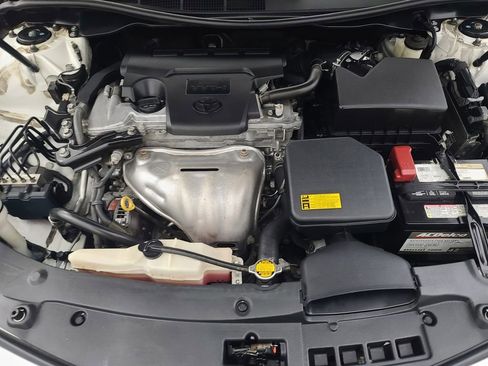 Used 2013 Toyota Camry SE image 32