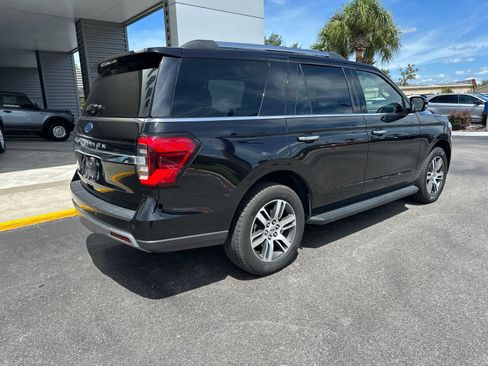 Used 2024 Ford Expedition Limited RWD image 5