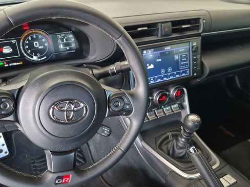 Used 2024 Toyota GR86 Premium RWD image 13