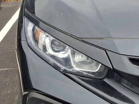 Used 2018 Honda Civic EX image 6