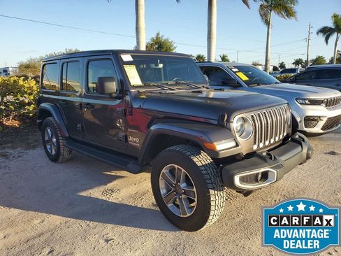 Used 2020 Jeep Wrangler Unlimited Sahara image 3
