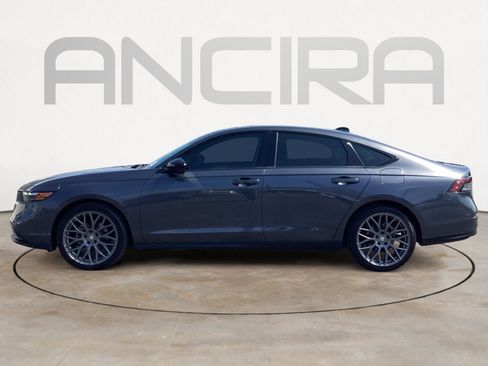 Used 2025 Honda Accord SE image 7