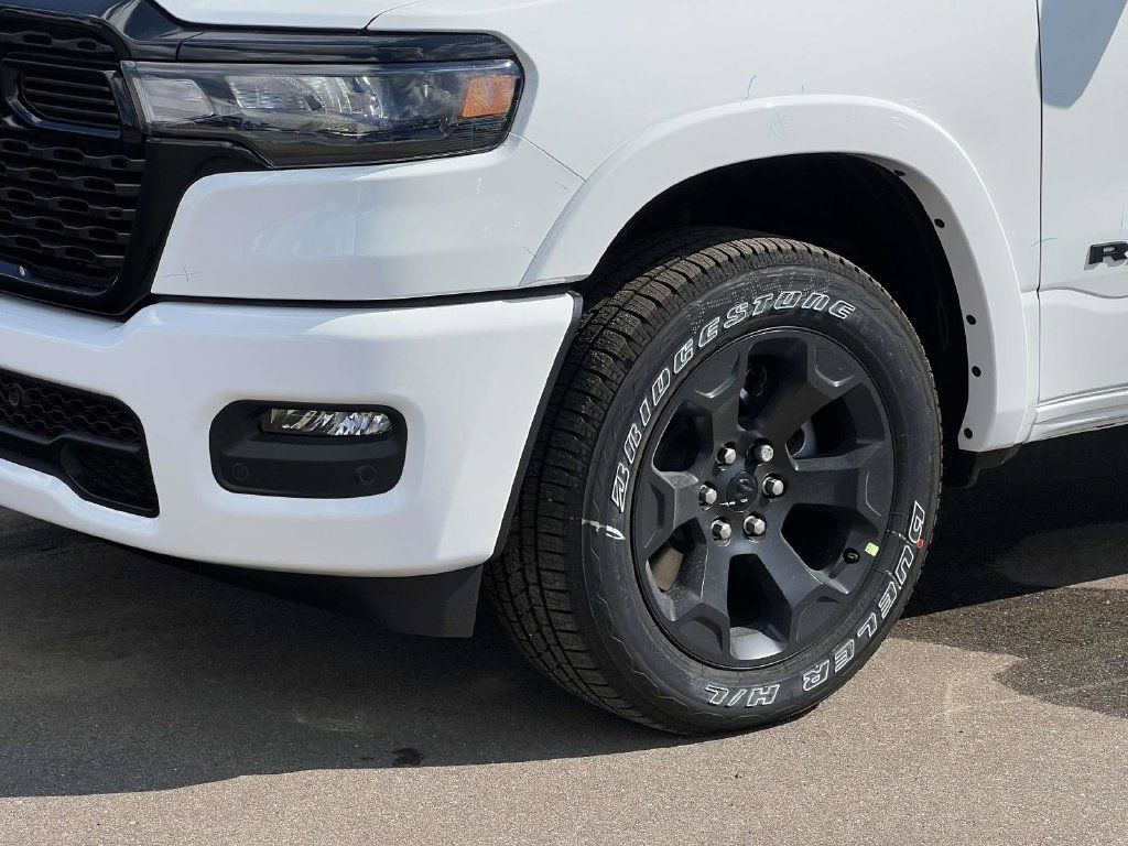 Used 2026 RAM 1500 Big Horn AWD/4WD image 10