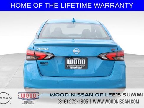 New 2025 Nissan Versa SR w/ Trunk Package image 6