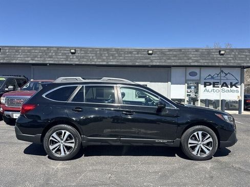 Used 2019 Subaru Outback 2.5i Limited AWD/4WD image 8