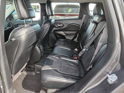 Used 2022 Jeep Cherokee Latitude Lux image 16