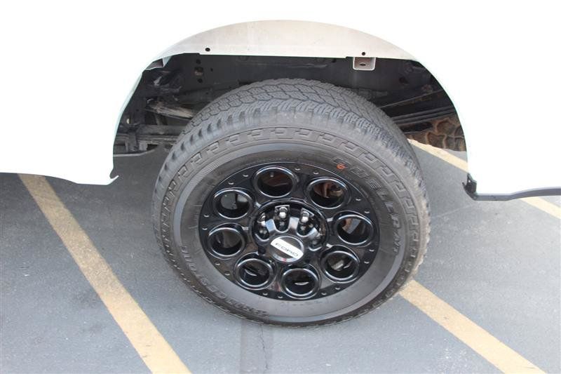 Used 2023 Ford F350 Lariat w/ FX4 Off-Road Package AWD/4WD image 34