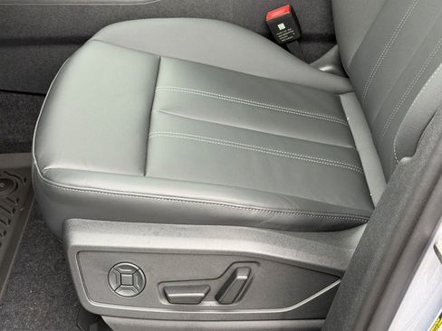 New 2025 Audi Q5 Premium Plus image 18