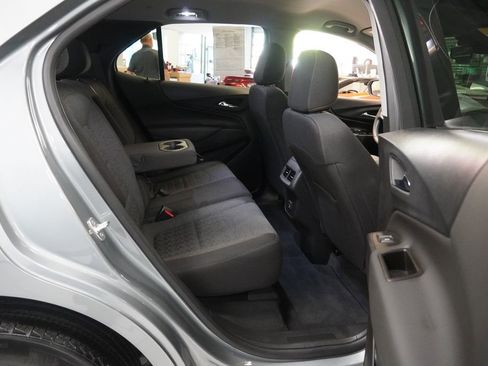 Certified 2024 Chevrolet Equinox LT FWD image 24