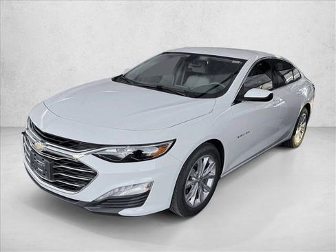 Used 2022 Chevrolet Malibu LT image 1