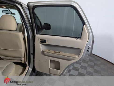 Used 2012 Ford Escape XLT AWD/4WD image 30