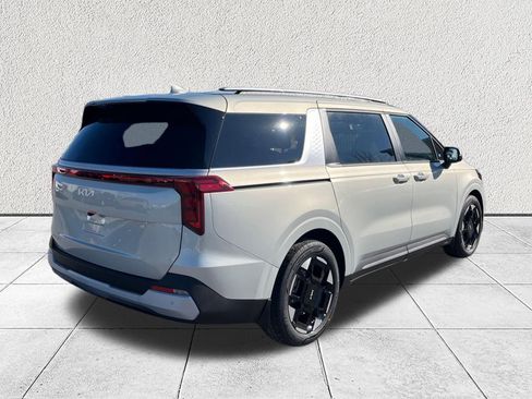 New 2026 Kia Carnival EX FWD image 8