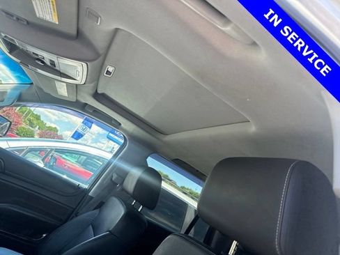Used 2015 GMC Yukon SLT w/ HD Trailering Package AWD/4WD image 8